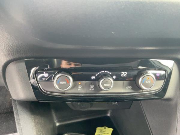 Opel Corsa F e LED+SHZ+Winterp.+Fernlichtass.+Kam.