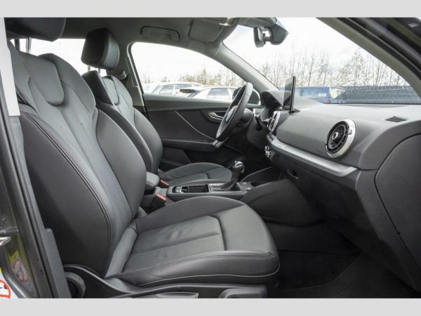 Audi Q2 35 TFSI S line S-tronic Kamera/Optikpaketschwarz/Navi plus/Sitzheiz