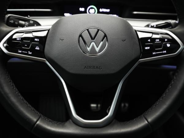 Volkswagen ID.7 Tourer Pro Panodach AHK Winterräder