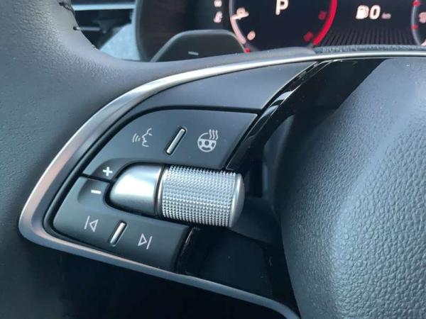 Skoda Scala SCALA BALANCE 1,5 TSI 110 KW 7-GANG-DSG AHK MATRIX LED