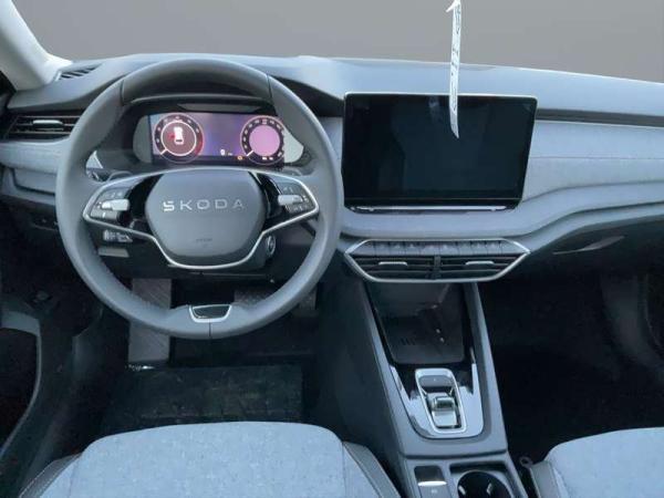 Skoda Octavia OCTAVIA COMBI BALANCE 1.5 DSG, AHZV, NAVI,18"