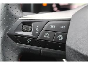 Seat Leon Sportstourer 1.5 TSI DSG FR NAVI LED KAMERA SHZ FULL LINK DAB 17