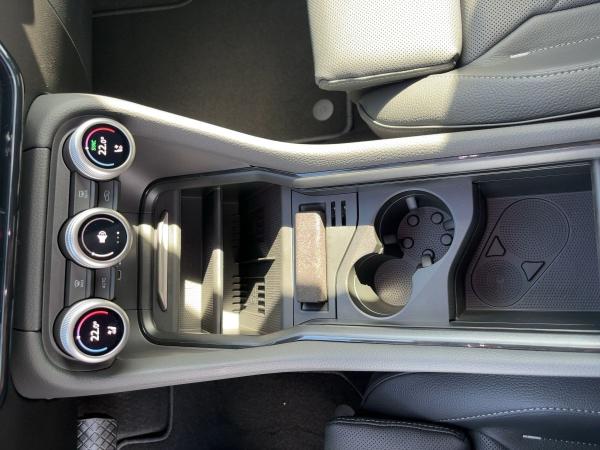 Skoda Kodiaq SOFORT VERFÜGBAR / 7-SITZER/ STANDHEIZ/ AHZV / 193 PS DSG 4x4