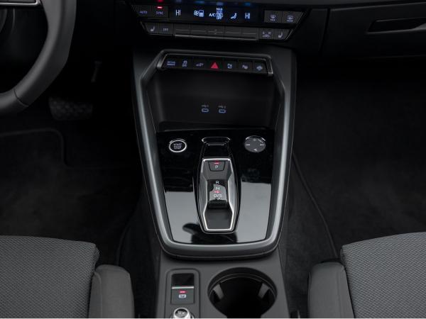 Audi A3 Sportback 40 TFSI e S-TRO*S-LINE*LED*RFK*NAV
