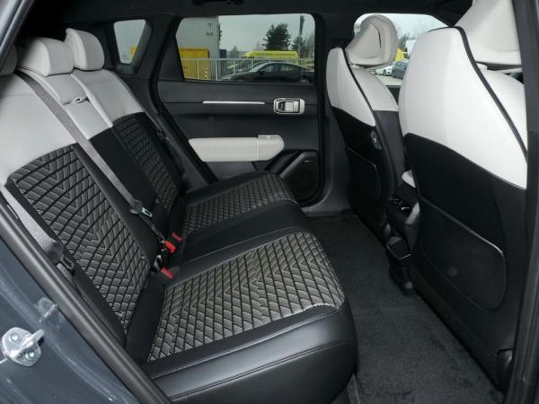 Kia EV4 81 FWD GT Line DWP COM CON Glasdach