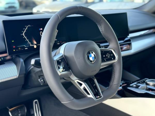 BMW 540 d xDrive Touring M Sport Pro Head-Up DAB