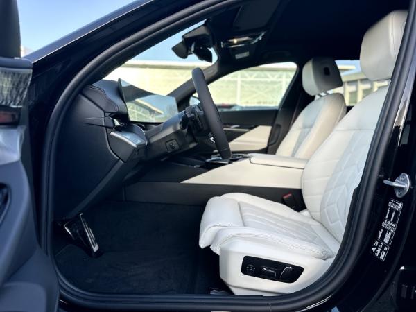 BMW 540 d xDrive Touring M Sport Pro Head-Up DAB