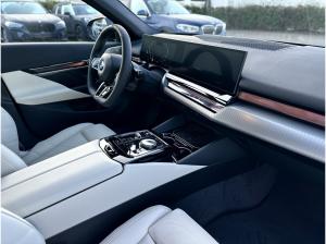 BMW 540 d xDrive Touring M Sport Pro Head-Up DAB