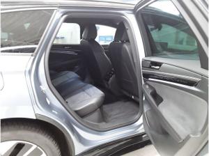 Volkswagen ID.7 Tourer Pro 210kW - HUD AHK Area View Navi IQ.Drive Wärmepumpe Massage SHZ LM Park Assist