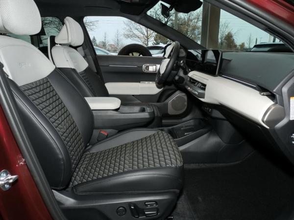 Kia EV4 81 FWD GT Line DWP COM CON Glasdach