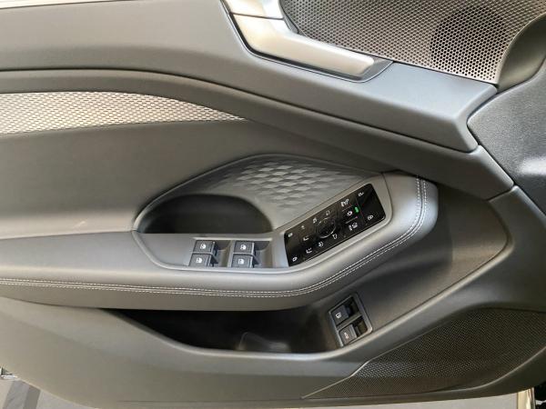 Audi A6 Avant 2.0 TFSI quattro W ACC AHK AUT Leder LM