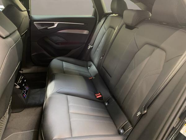 Audi A6 Avant 2.0 TFSI quattro W ACC AHK AUT Leder LM