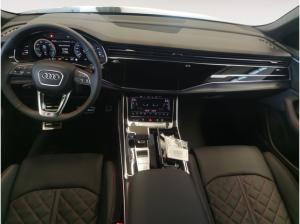 Audi Q8 SUV TFSI e quattro tiptronic UPE138
