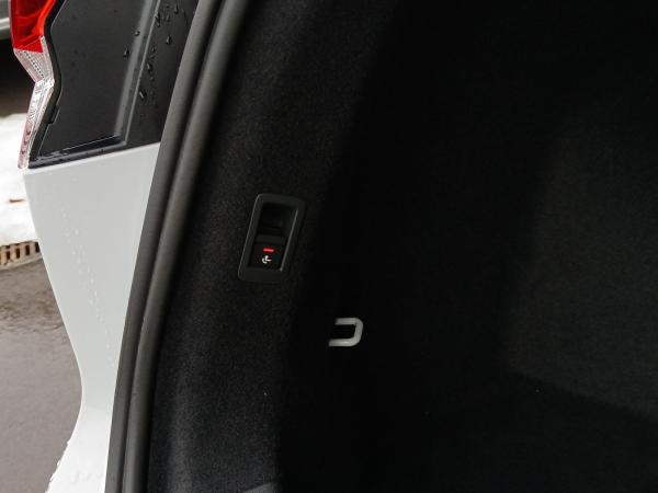 Audi Q4 e-tron Q4 45 e-tron edition S-Line Standklima Parkassistent Matrix AHK ACC