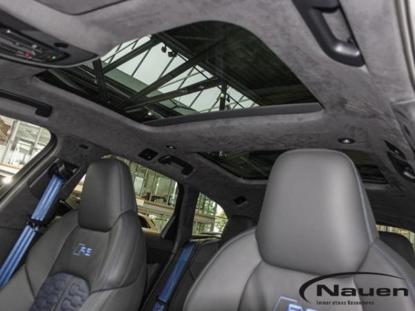 Audi RS6 Avant Performance Dynamik+ PANO LM22 StHZ B&O