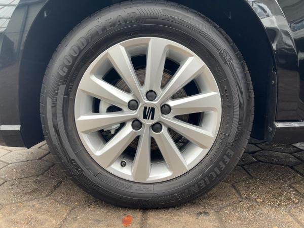 Seat Ibiza 1.0 MPI Style 5-Gang PDC Sitzhzg Link LED