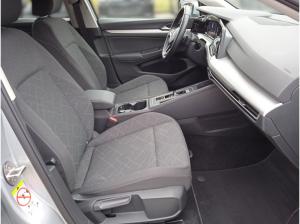 Volkswagen Golf Variant Life 2.0 TDI DSG / Navi, LED, ACC