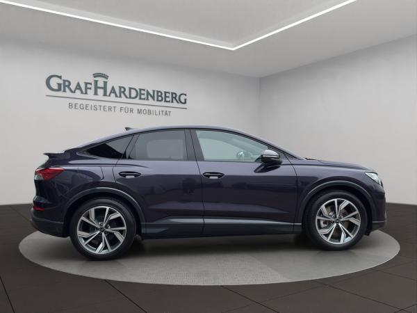 Audi Q4 e-tron Q4 Sportback e-tron 40 S-Line Interieur AHK