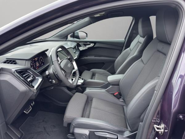 Audi Q4 e-tron Q4 Sportback e-tron 40 S-Line Interieur AHK