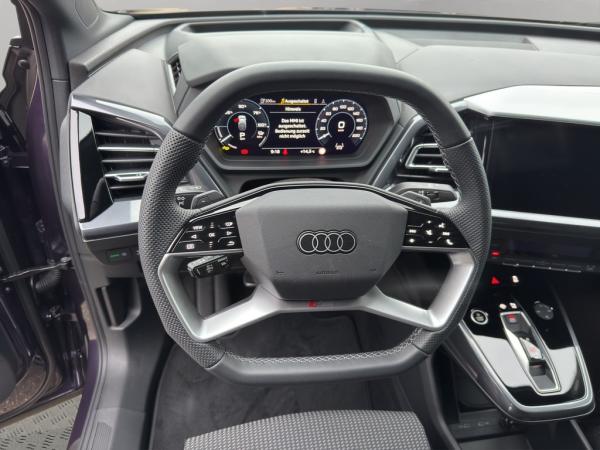 Audi Q4 e-tron Q4 Sportback e-tron 40 S-Line Interieur AHK