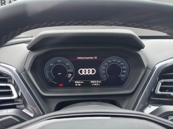 Audi Q4 e-tron Q4 Sportback e-tron 40 S-Line Interieur AHK