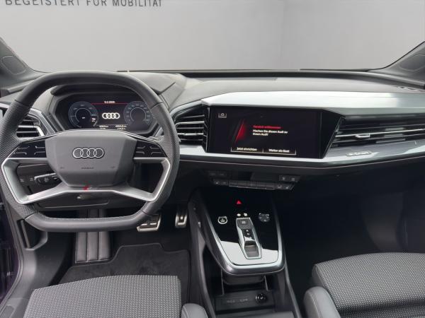 Audi Q4 e-tron Q4 Sportback e-tron 40 S-Line Interieur AHK