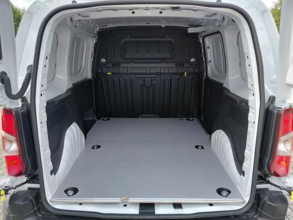 Toyota Proace City Electric (50 kWh) L1 Meister*Klima*