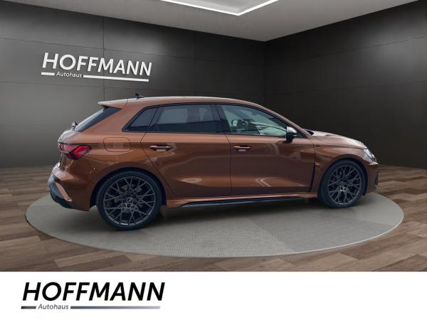 Audi RS3 Sportback / Exclusive Ipanemabraun / HUD / SONOS / LEDER / MATRIX / Memory / Massage