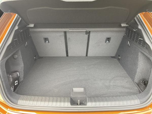 Audi RS3 Sportback / Exclusive Ipanemabraun / HUD / SONOS / LEDER / MATRIX / Memory / Massage