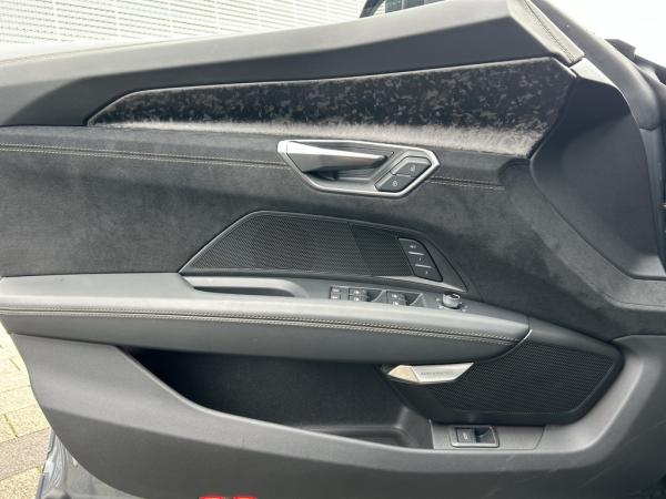 Audi RS e-tron GT performance Carbon/S-Sitze/Laser/360°/HuD