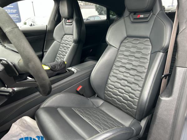 Audi RS e-tron GT performance Carbon/S-Sitze/Laser/360°/HuD