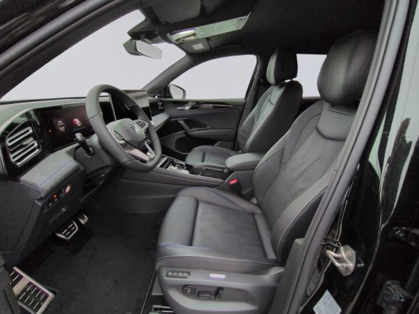 Volkswagen Tiguan R-Line+Winterräder+Leder+Sitzklima+AreaView+Head-up+