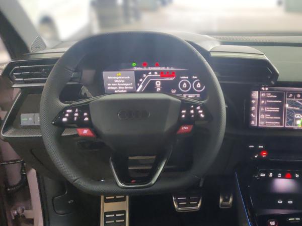 Audi RS3 Limousine Vmax 280 km/h Matrix-LED Pano Sportabgasanl. RF-Kamera Navi