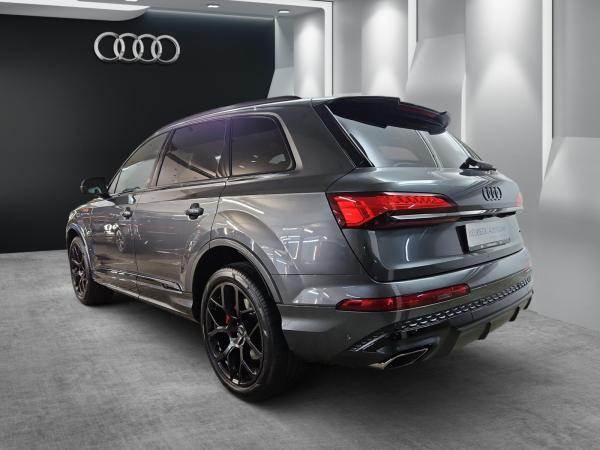 Audi Q7 S line AHK ACC 7 Sitzer