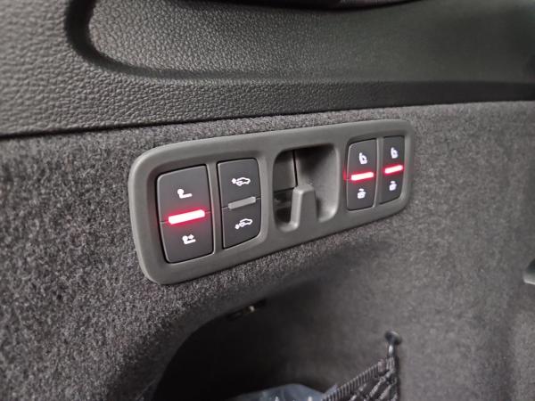 Audi Q7 S line AHK ACC 7 Sitzer