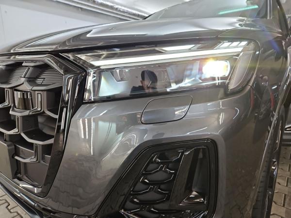 Audi Q7 S line AHK ACC 7 Sitzer