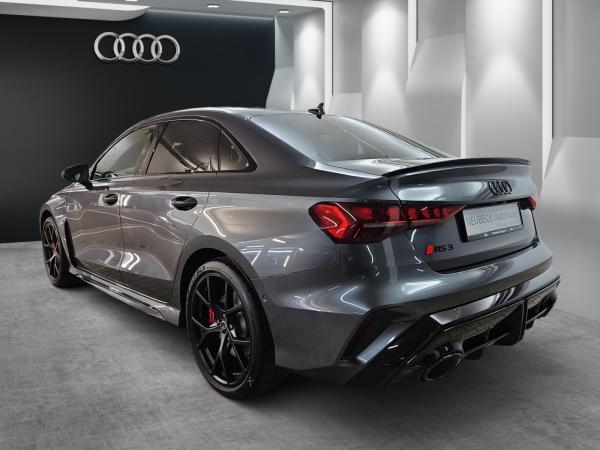 Audi RS3 Limousine Sportabgasanlage Anhebung VMAX