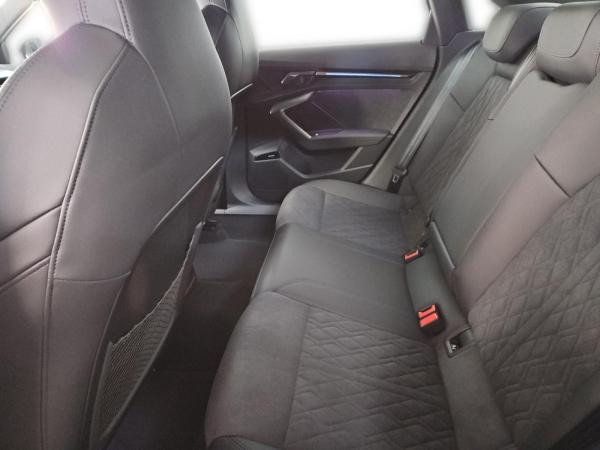 Audi RS3 Limousine Sportabgasanlage Anhebung VMAX