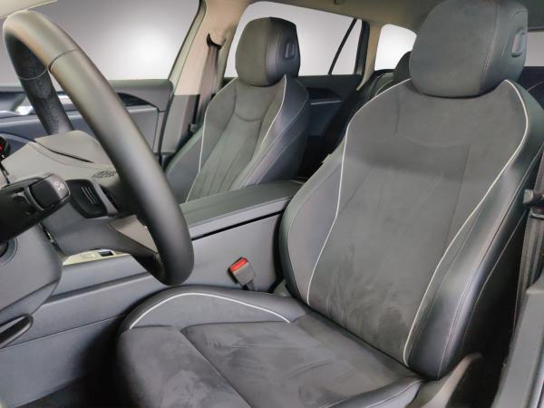 Volkswagen Passat Variant Business 1.5 eHybrid AHK/HuD/Navi