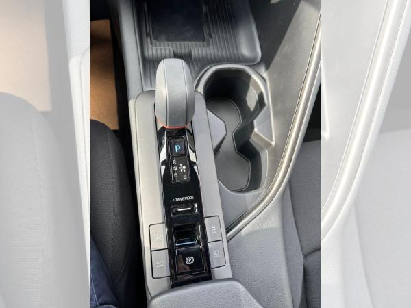 Toyota C-HR 2.0-l-VVT-i Plug-in Hybrid Teamplayer mit Technik Paket