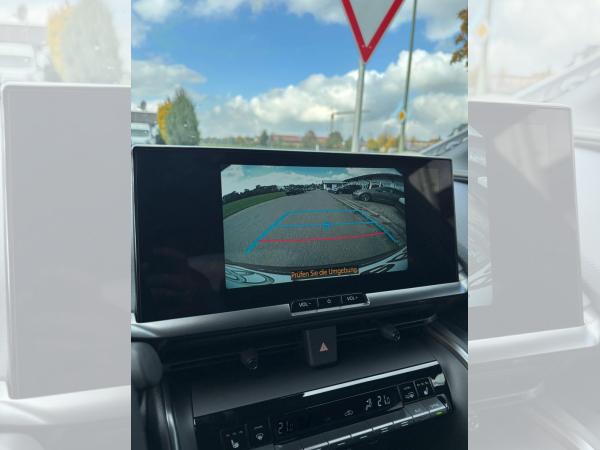 Toyota C-HR 2.0-l-VVT-i Plug-in Hybrid Teamplayer mit Technik Paket