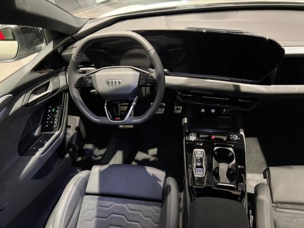 Audi A6 e-tron Sportback S-Line   ⇒ LF 0,78   ⇒ AHK   ⇒ Tech Plus   ⇒ 21"