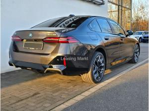 BMW i5 eDrive40 Navi Tempom.aktiv Bluetooth PDC MP3 Schn.