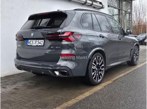 BMW X5 xDrive40d Navi Tempom.aktiv Panoramadach Bluetooth PDC MP3 Schn.