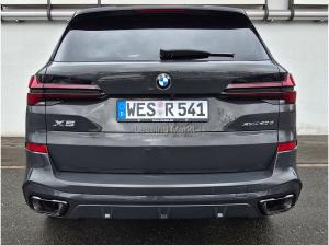 BMW X5 xDrive40d Navi Tempom.aktiv Panoramadach Bluetooth PDC MP3 Schn.