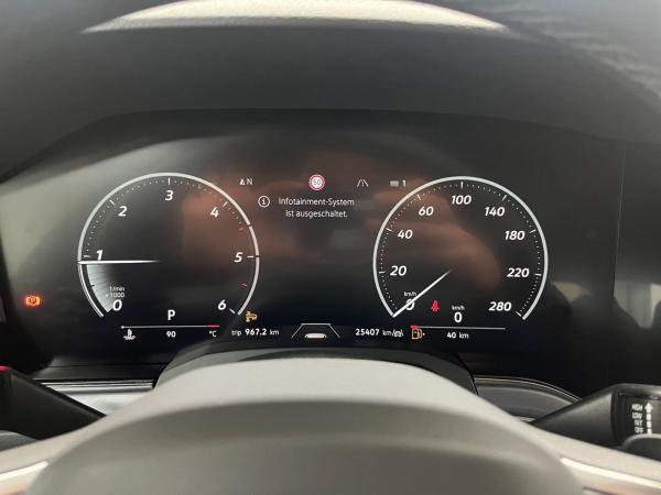 Volkswagen Touareg 3.0 TDI Tiptronic 4-Motion Navi FrontAssist ACC DAB+ IQ.Light