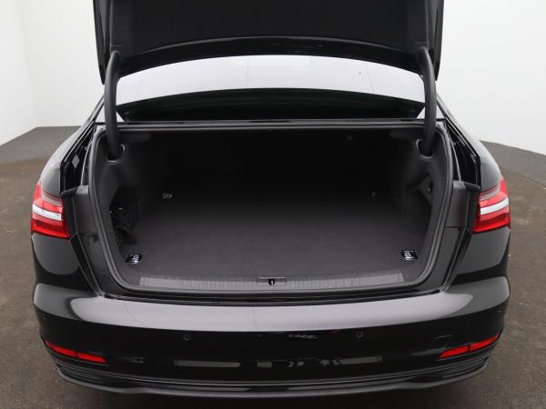 Audi A6 Limousine 50TFSIe quattro S-tronic/ Navi, LED