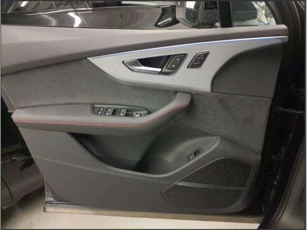 Audi SQ7 SUV TFSI quattro tiptronic *7-Sitze*PANO*AHK
