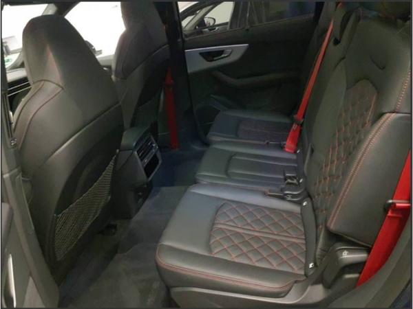 Audi SQ7 SUV TFSI quattro tiptronic *7-Sitze*PANO*AHK