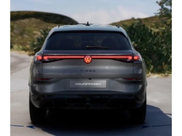 Volkswagen T-Roc R-Line 1.5 l eTSI 110 kW (150 PS) 7-Gang-Doppelkupplungsgetriebe DSG